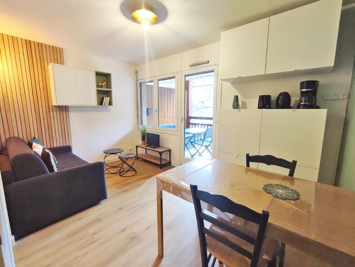 Le Cerf Charmant, T2, Luchon, Wifi, Balcon, Ascenseur, 4 Personnes Bagnères-de-Luchon Esterno foto